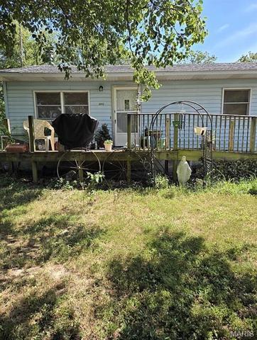 643 S Division St, Pocahontas, IL 62275