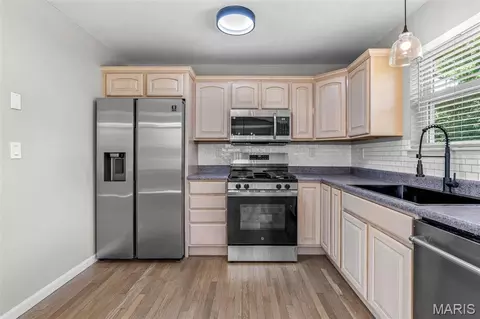 Kitchen - 1408 Castle Mill Dr, Arnold, MO 63010 photo 2 of 4