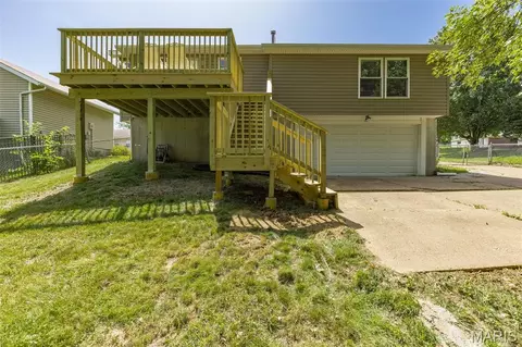 Exterior - 1408 Castle Mill Dr, Arnold, MO 63010 photo 2 of 8