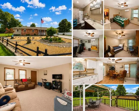 2402 E Victoria Rd, Poplar Bluff, MO 63901