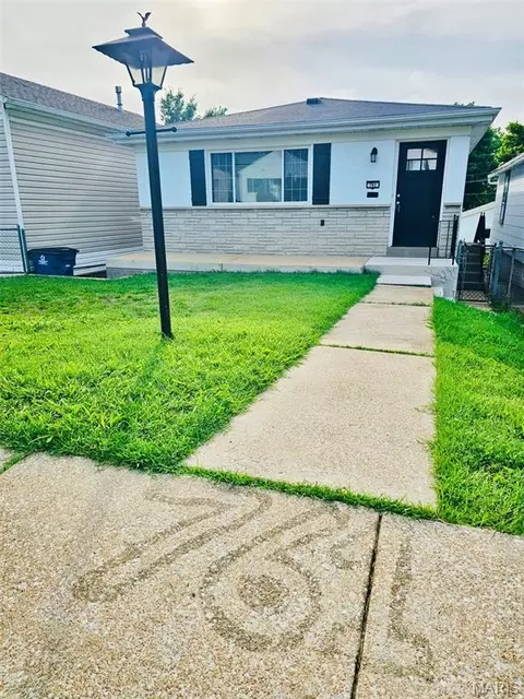 761 Ruprecht Ave, Saint Louis, MO 63125