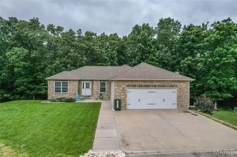 16401 Hoover Ln, Saint Robert, MO 65584