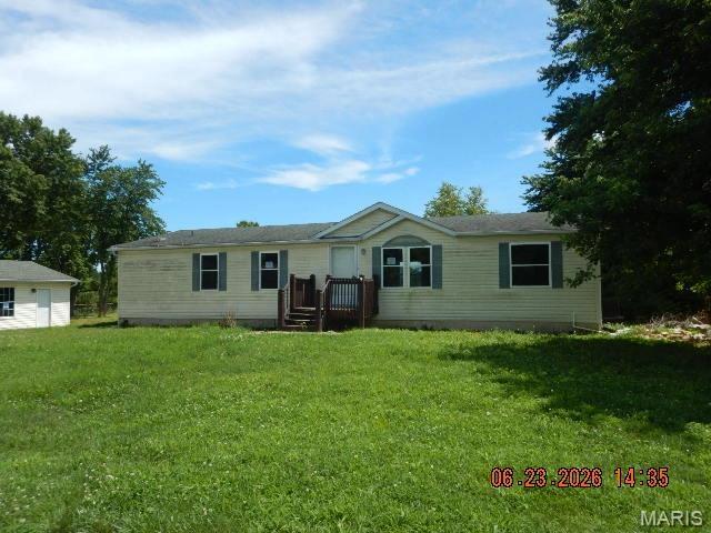 94 Pinewood Dr, Winfield, MO 63389