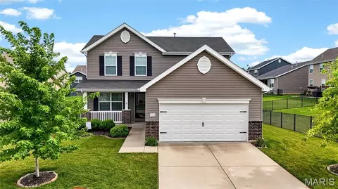 504 Golden Leaf Ct, Lake Saint Louis, MO 63367