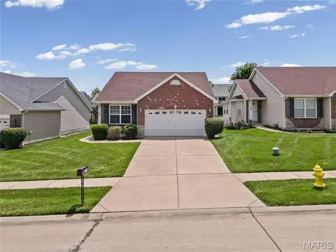 226 Stone Run Blvd, Wentzville, MO 63385