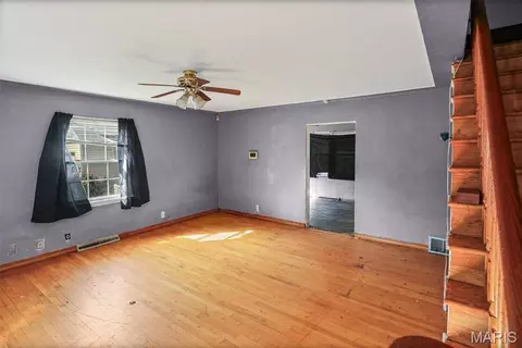 Living - 754 Leon St, Cahokia, IL 62206 photo 1 of 5