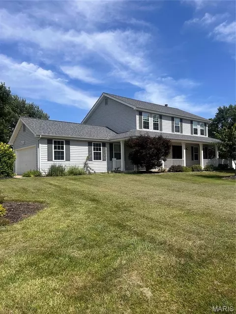 3183 Willow Bend Dr, Saint Charles, MO 63303