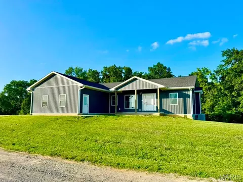 58846 Scotts Ln, New London, MO 63459