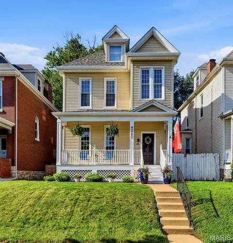 4262 Hartford St, Saint Louis, MO 63116
