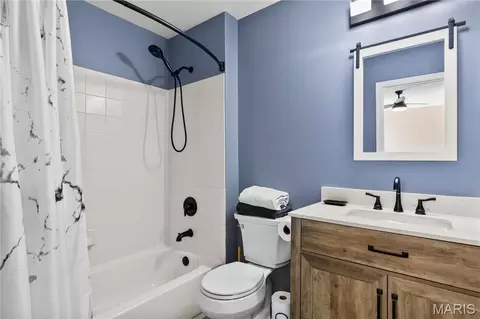Bath - 412 Wild Oak Dr, O'fallon, MO 63368 photo 3 of 4