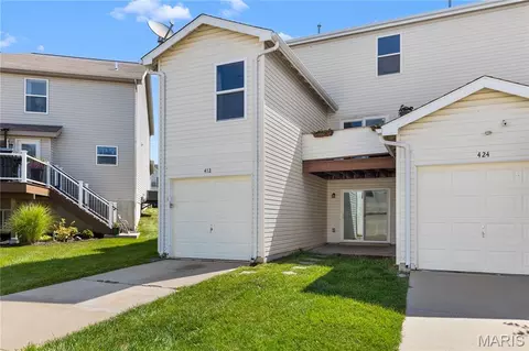 Exterior - 412 Wild Oak Dr, O'fallon, MO 63368 photo 2 of 5