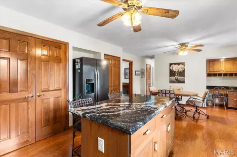 Kitchen - 705 E Wesley Dr, O'fallon, IL 62269 photo 3 of 5