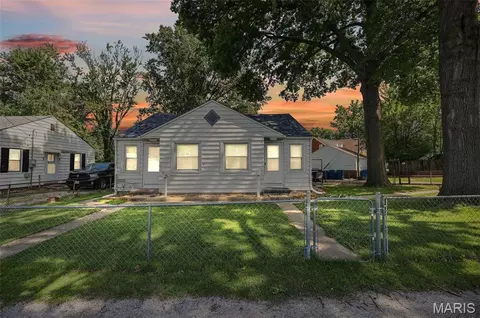 3208 Batson Dr, Alton, IL 62002