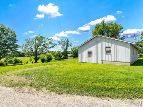 894 Obermark Ln, Washington, MO 63090 photo 9
