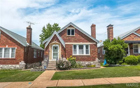 5625 Tholozan Ave, Saint Louis, MO 63109
