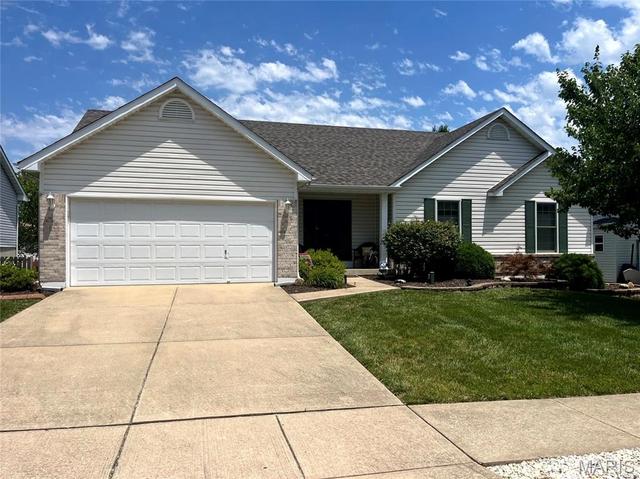 7 Twin Hollow Ct, O'fallon, MO 63366
