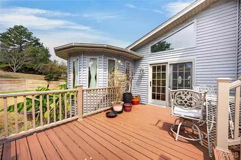 Exterior - 106 Meadow Ln, Saint Robert, MO 65584 photo 5 of 15