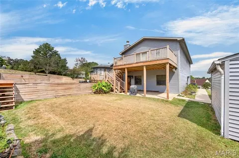 Exterior - 106 Meadow Ln, Saint Robert, MO 65584 photo 9 of 15