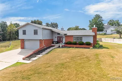 Exterior - 106 Meadow Ln, Saint Robert, MO 65584 photo 12 of 15