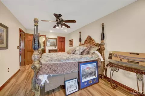 Bedroom - 106 Meadow Ln, Saint Robert, MO 65584 photo 8 of 8