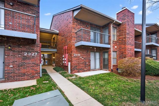 2331 Kratky Rd #E, Saint Louis, MO 63114