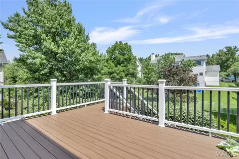 Exterior - 731 Castle Pines Dr, Ballwin, MO 63021 photo 3 of 5