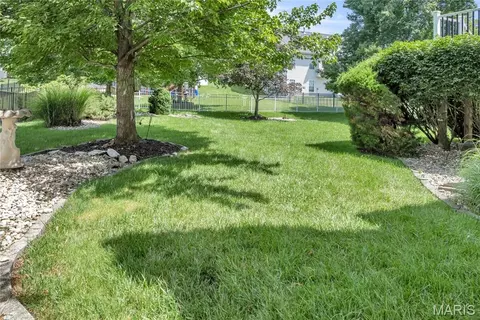 Exterior - 731 Castle Pines Dr, Ballwin, MO 63021 photo 4 of 5