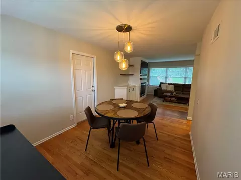 Dining - 308 Twinview Ter, Ballwin, MO 63011 photo 3 of 3