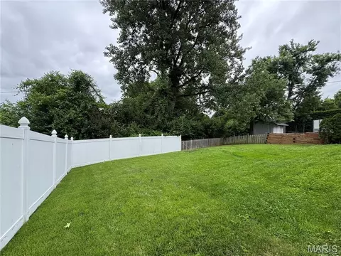 Exterior - 308 Twinview Ter, Ballwin, MO 63011 photo 7 of 8