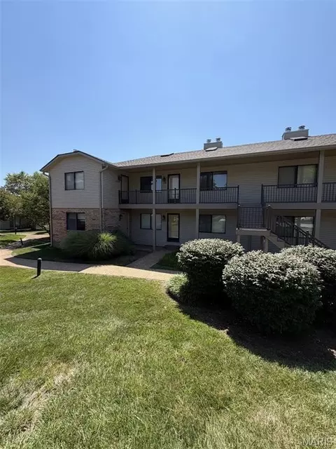 251 Eagle Rdg, O'fallon, IL 62269 photo 2