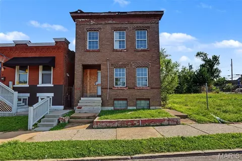 4611 Natural Bridge Ave, Saint Louis, MO 63115