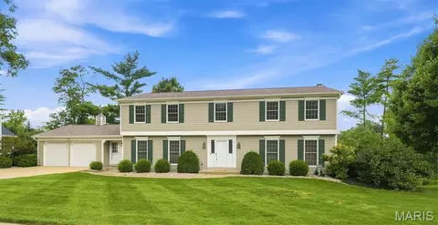 1567 Yarmouth Point Dr, Chesterfield, MO 63017