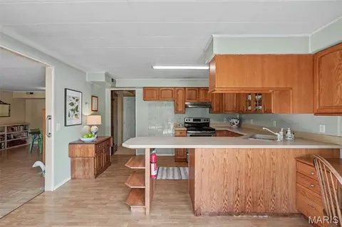 Kitchen - 6948 Highway Cc, Leslie, MO 63056 photo 4 of 6