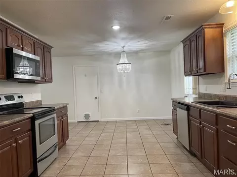 120 Whitecliff St, Rolla, MO 65401 photo 8