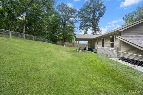 Exterior - 5116 Darrell Dr, Imperial, MO 63052 photo 5 of 10