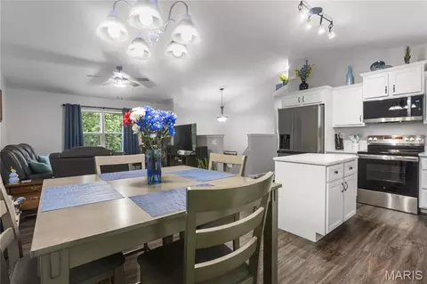 Dining - 5116 Darrell Dr, Imperial, MO 63052 photo 2 of 2