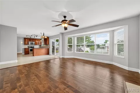 Living - 1455 Chambers Dr, O'fallon, MO 63366 photo 7 of 10