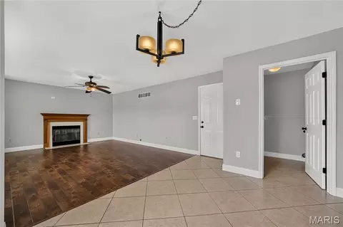 Living - 1455 Chambers Dr, O'fallon, MO 63366 photo 9 of 10
