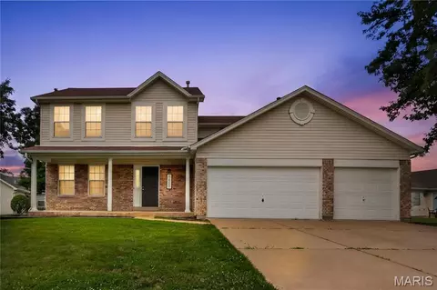 1455 Chambers Dr, O'fallon, MO 63366