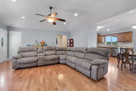 Entry Way - 365 Spring Hill Rd, Jackson, MO 63755 photo 1 of 3