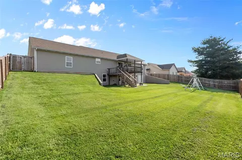 Exterior - 365 Spring Hill Rd, Jackson, MO 63755 photo 5 of 11