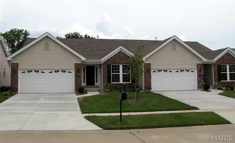 110 Fallon Villa Ct, O'fallon, MO 63368 photo 1