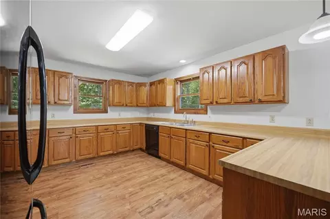 8575 Buxton Acres Rd, Dittmer, MO 63023 photo 6