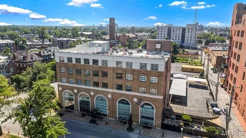 4901 Washington Ave #3B, Saint Louis, MO 63108