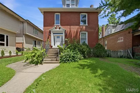 2010 Forest Ave, Saint Louis, MO 63139