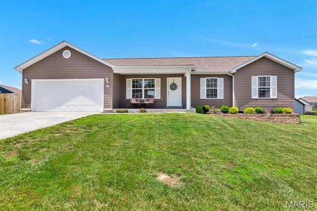155 Williamsburg Ln, Troy, MO 63379