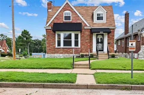 8464 Edna St, Saint Louis, MO 63147