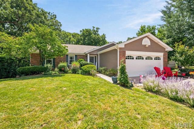 610 Barley Ridge Ct, Saint Peters, MO 63376