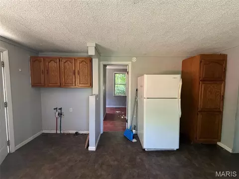 Entry Way - 119 Pine St, Arcadia, MO 63621 photo 3 of 3