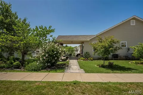 Exterior - 2 Jackson Cir, Festus, MO 63028 photo 5 of 12